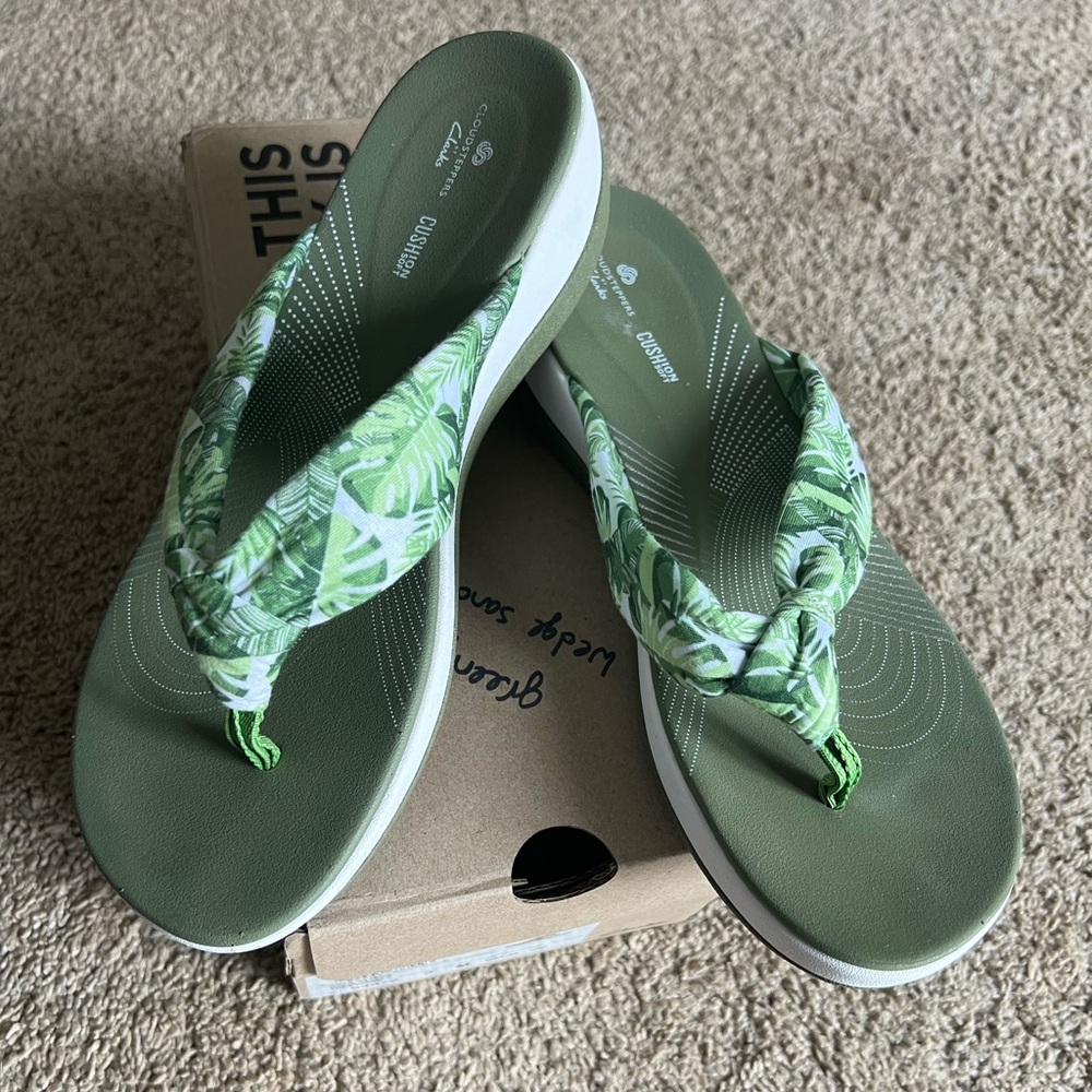 Cloudsteppers by Clarks Women’s Arla Glison Sandals - Picture 4 of 7